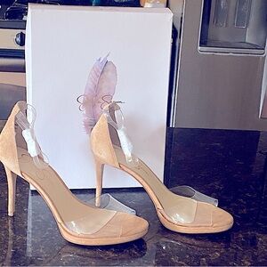 Never used beautiful shoes, 4 inch heels